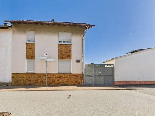 Außenansicht / Straßenansicht