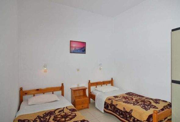 Kreta, Aspro: Apartmenthotel mit Pool und Meerblick zu verkaufen