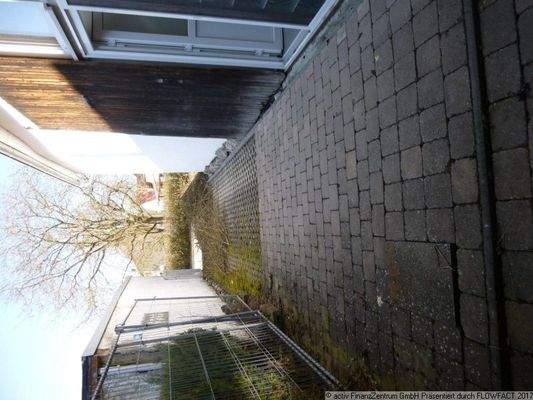 2 Stellplätze,  Liferantenzufahrt