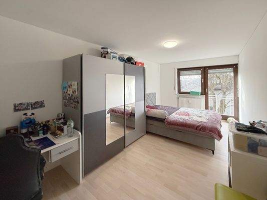 großes Schlafzimmer