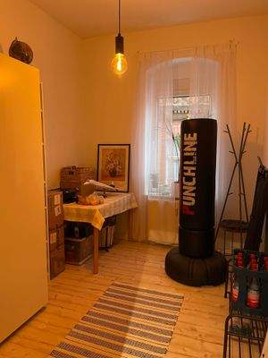 weiteres Zimmer an Küche