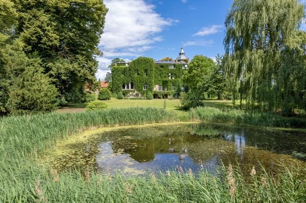 Gutshaus und Landschaftspark Wesselstorf Dahler & Company Rostock