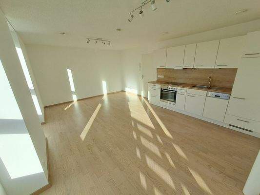 2_WZ Richtung Küche.jpg