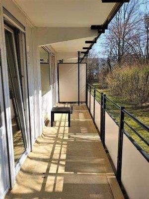 Balkonansicht Blick Richtung Osten leer