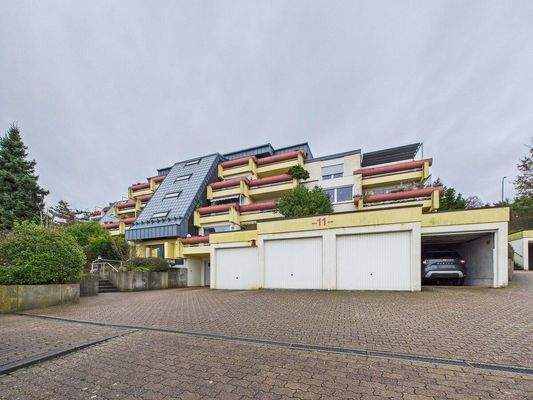 Gepflegte Wohnung mit 2 Balkone in Wallerfangen