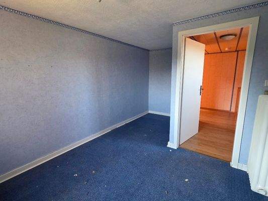 Zimmer im teilausgebauten Dachgeschoss