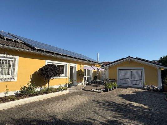 Große Garage mit ca. 56qm