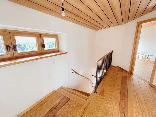 Flur im OG mit Zutritt zum ...