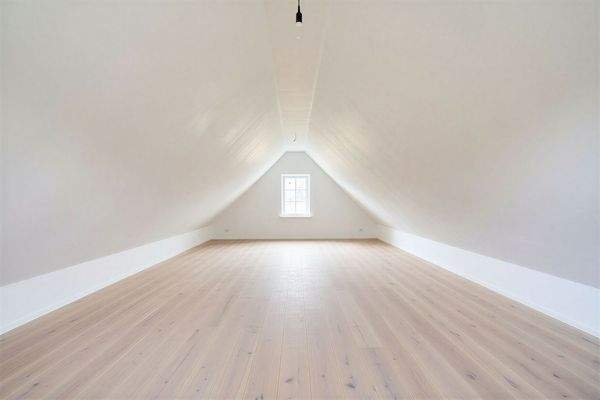 Dachgeschoss mit Heizung