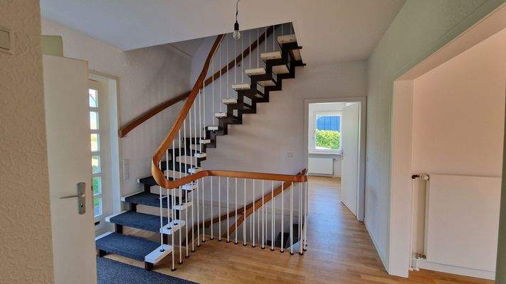 Eingang - Treppe.jpg