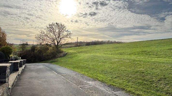 Der Blick vom Haus in die Natur