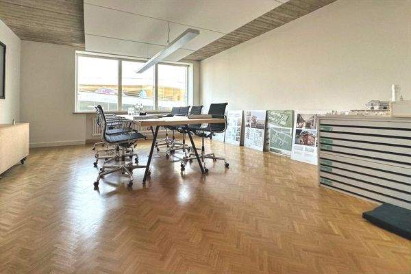 Besprechungszimmer Büro 1. OG