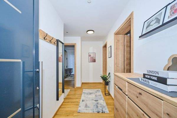 WHG 3 Straubing Flur