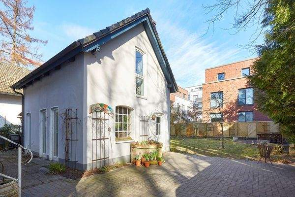 Zusätzliches Nebengebäude