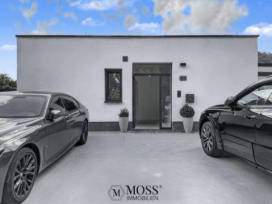 Carport (wird noch gebaut)