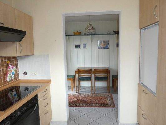 Praktische Essecke/Wirtschaftsraum mit Gartenzugang