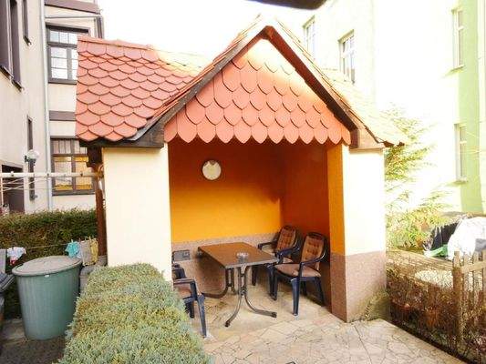  Im HOF ein PAVILLON für alle im Haus