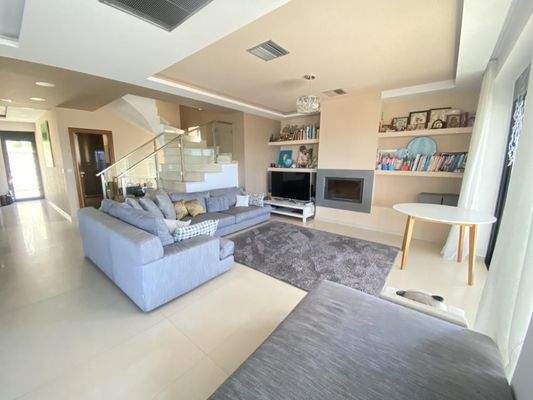 Kreta, Kera: Elegante Steinvilla mit Meerblick und Hamam zu verkaufen