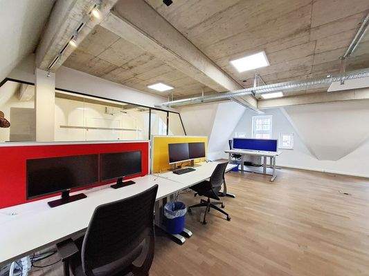 Raum 1 - offene Bürofläche Bild 4