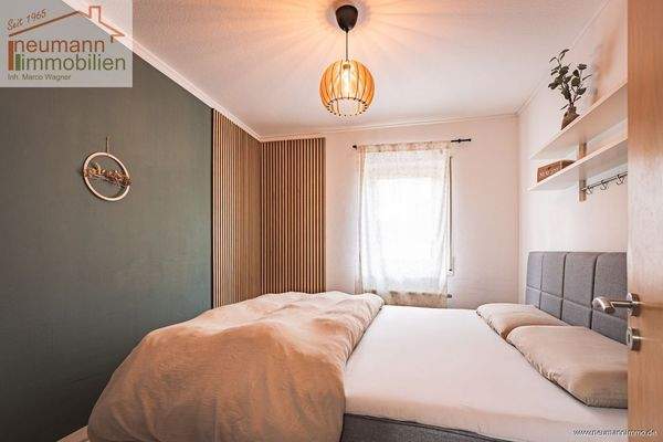 Eltern Schlafzimmer DG