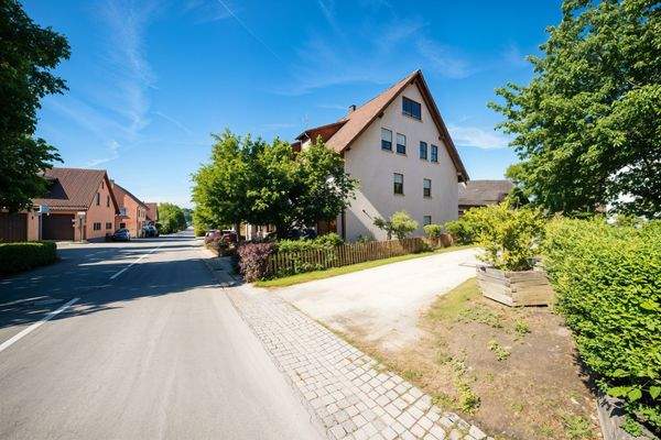  (mit KI optimiertes Foto)