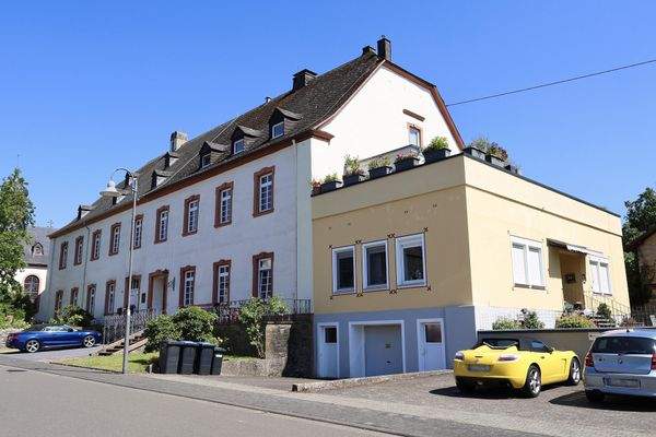 Außenansicht (rechte Haushälte)