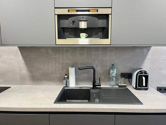 Büro- & Sozialflächen