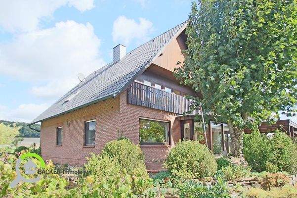 Ansicht aus dem Vorgarten