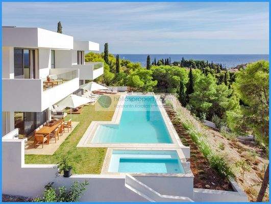 d69d3476cae34812ba975418204f04af-original