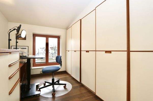 oder mögliches Ankleidezimmer