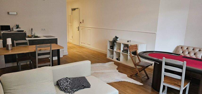 offener Wohnbereich mit Küche