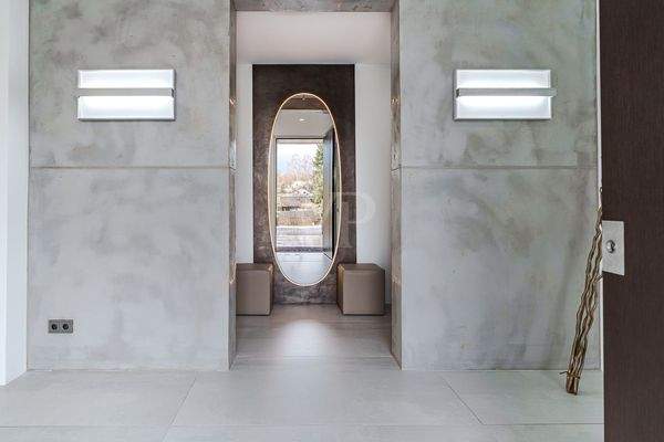 Viel Platz für Ihre Garderobe