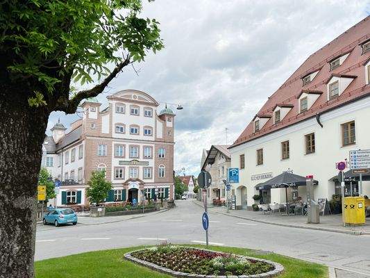 Schöne Altbauten in unmittelbarer Nähe.jpeg