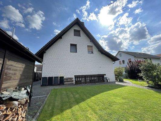 Hausrückseite vom Garten