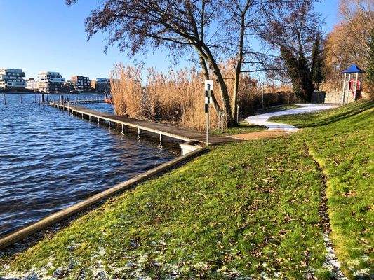 Außenanlagen mit Wasserzugang
