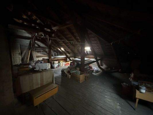 Dachgeschoss zum Ausbau