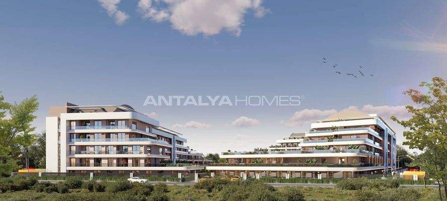Apartments in a Complex near the Beach in Antalya Kundu