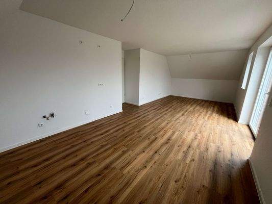 Wohnzimmer offene Küche