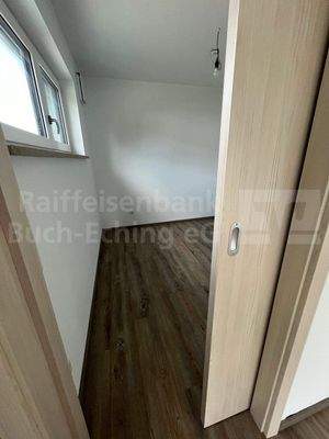 OG 1 Ankleide-Schiebetüre.jpeg