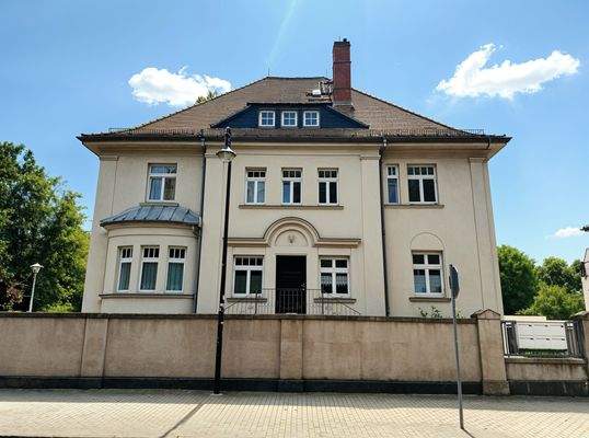  - Verbessert - (KI generiert)