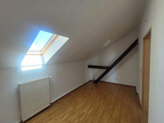 Ankleide-/Kinder-Arbeitszimmer