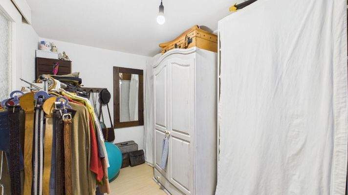 CAM04238G0-PR0051-STILL016