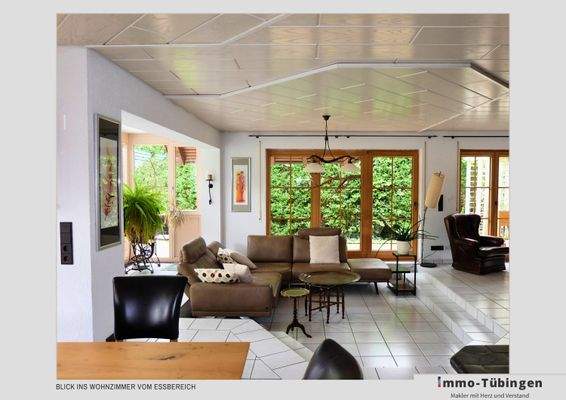 Blick ins Wohnzimmer