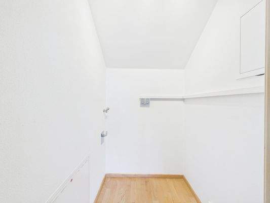 Abstellraum mit WM-Anschluss