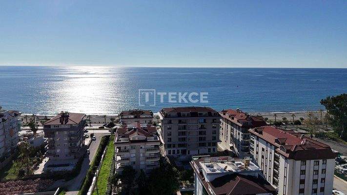 Properties in a Seafront Complex with Amenities Alanya Kestel