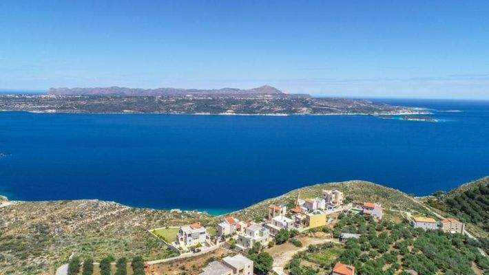Kreta, Megala Chorafia: Villa mit Meerblick und separatem Apartment zu verkaufen