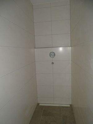 Dusche Erdgeschoss