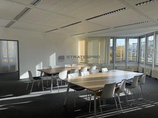 Schulungs-/Meetingraum