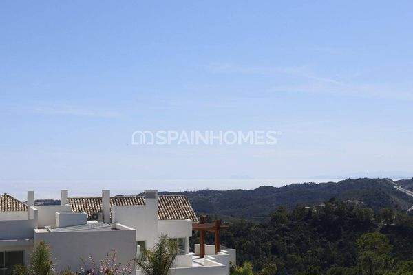 Luxury Apartments within an Exclusive Community in Benahavis