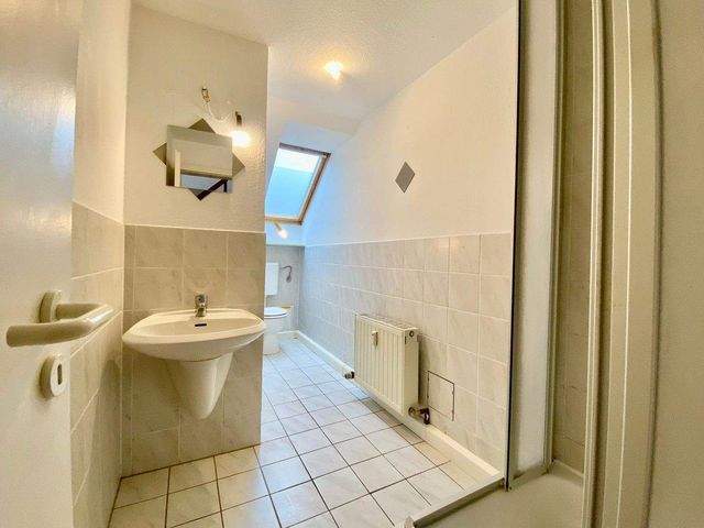 Günstig & gemütlich! Kleine Maisonette Wohnung mit Einbauküche - Foto 2